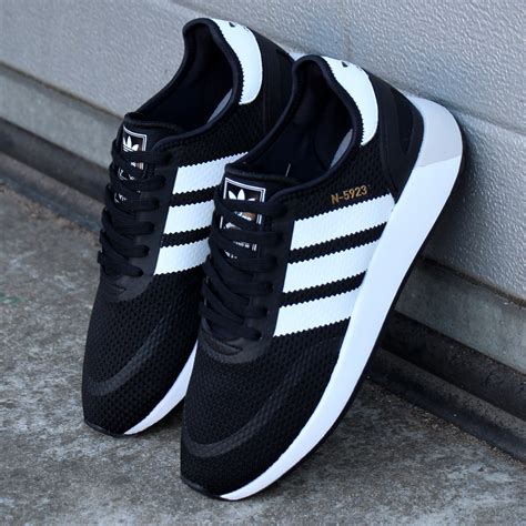 5923 adidas